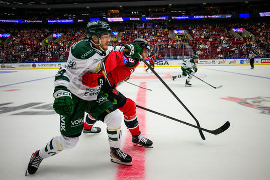 Färjestads Michael Lindqvist och Malmö Redhawks Kim