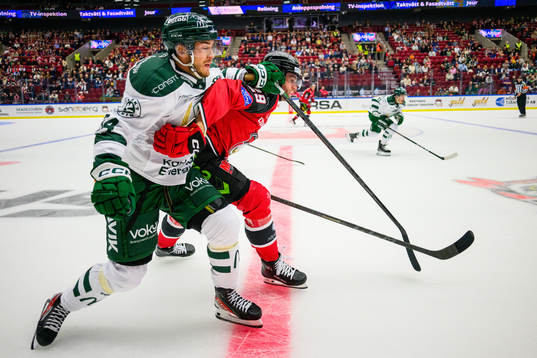 Färjestads Michael Lindqvist och Malmö Redhawks Kim