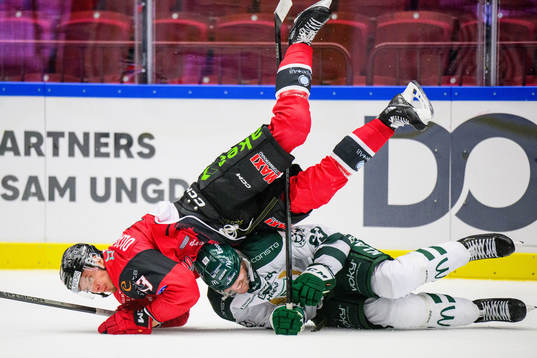Malmö Redhawks Christoffer Forsberg och Färjestads Linus