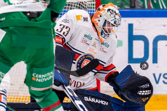 Växjös målvakt Emil Larmi