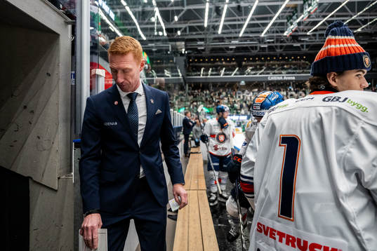 Växjös tränare Jörgen Jönsson deppar