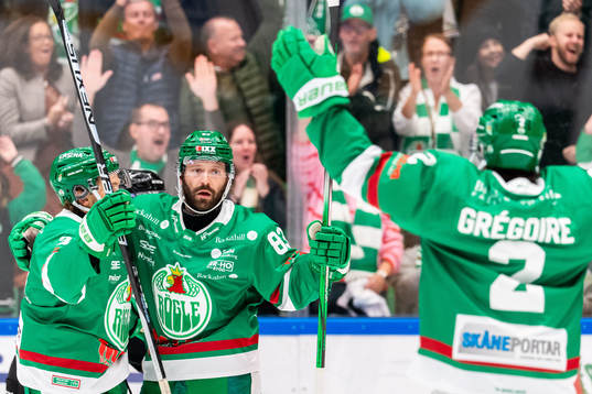 Rögles Michael Kapla, Riley Sheen och Thomas Grégoire