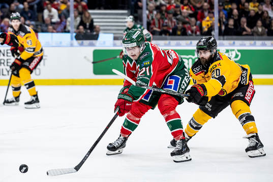Frölundas Jere Innala och Luleås Jack Connolly