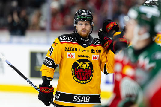 Luleås Brendan Shinnimin jublar
