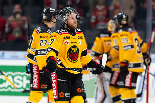 Luleås Linus Omark deppar