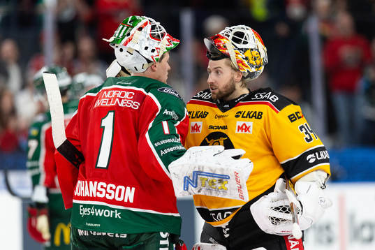 Frölundas målvakt Lars Johansson och Luleås målvakt