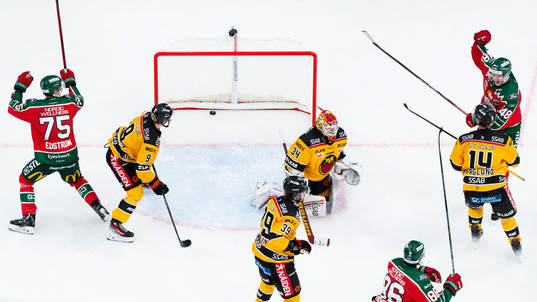 Frölundas Carl Klingberg jublar