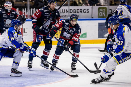 Leksands Oskar Lang och Linköpings Broc Little