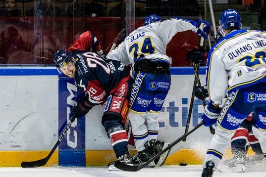 Linköpings +li28under ishockeymatchen i SHL mellan
