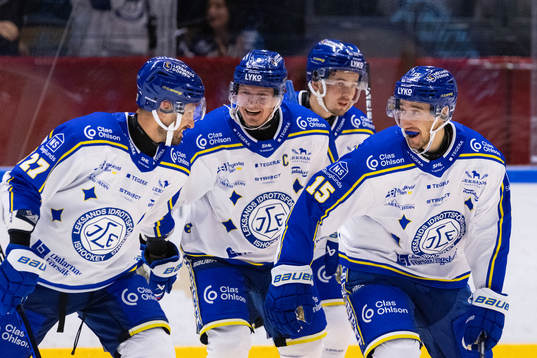 Leksands Marek Hrivik och Max Veronneau jublar med