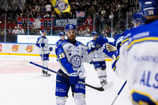 Leksands Lucas Elvenes jublar