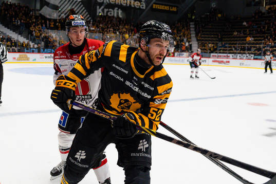 Örebros Jonathan Lekkerimäki  och Skellefteås Arvid
