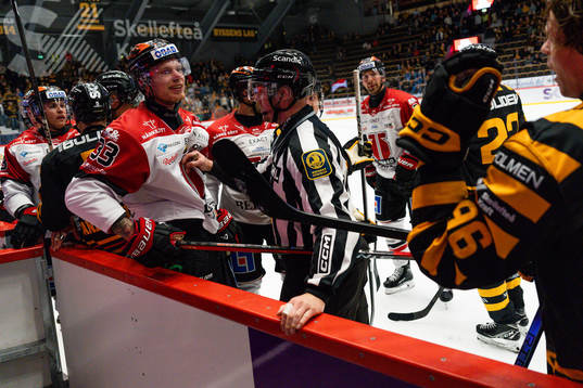 Skellefteås Rickard Hugg och Örebros Christopher