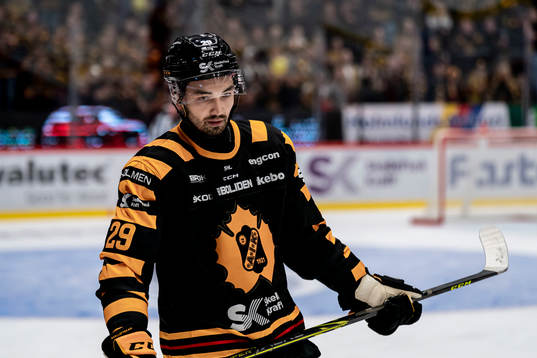 Skellefteås Dylan Sikura deppar
