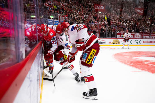 Timrås Albin Lundin och MoDos Sampo Ranta