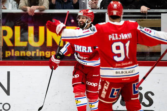 Timrås Robin Hanzl jublar