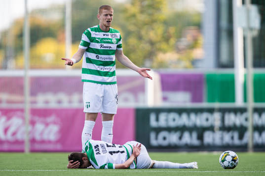 Västerås SKs Olle Edlund har ont