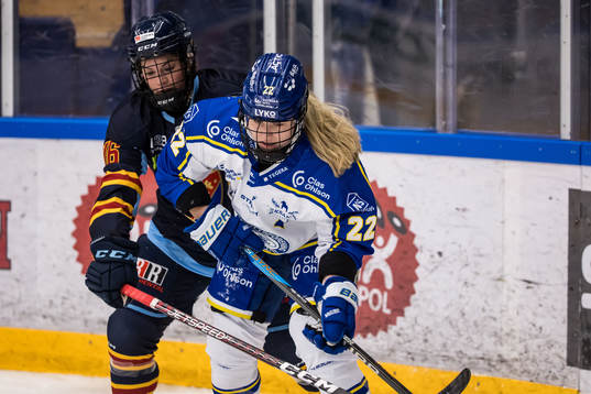 Djurgårdens Madeline Posick och Leksands Agata Sarnovska