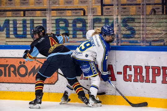 Djurgårdens Wilma Wäng-Germundsson och Leksands Anna