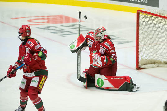 Modos målvakt Andrea Brändli