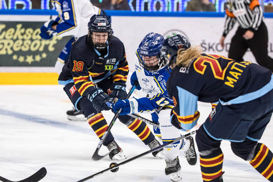 Leksands Autumn Macdougall och Djurgårdens Lisa Östman