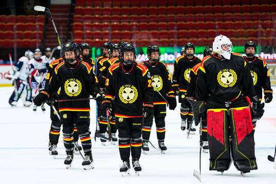Brynäs spelare jublar