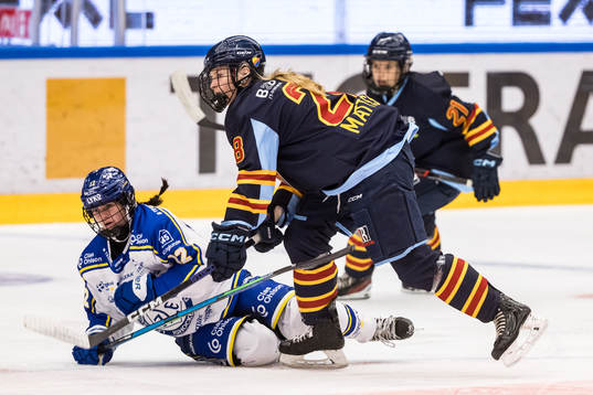 Leksands Autumn Macdougall och Djurgårdens Linn Mattsson