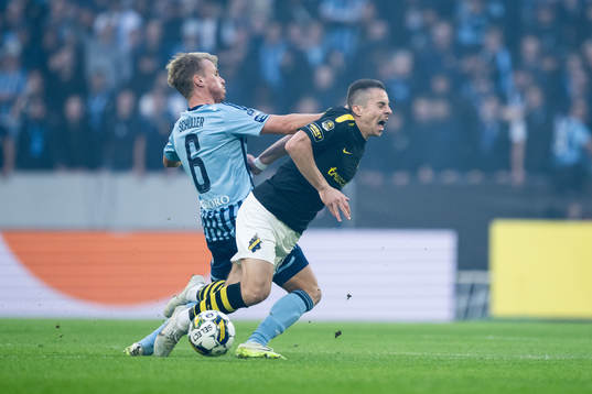 Djurgårdens Rasmus Schuller och AIKs Dino Besirovic