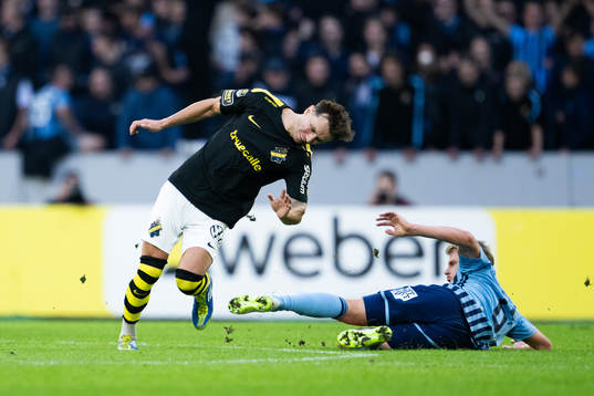 AIKs Bersant Celina och Djurgårdens Rasmus Schuller