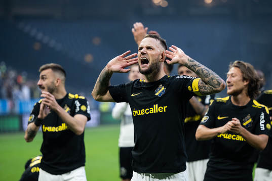 AIKs Alexander Milosevic jublar
