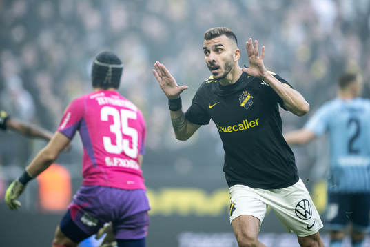 AIKs Ioannis Pittas jublar