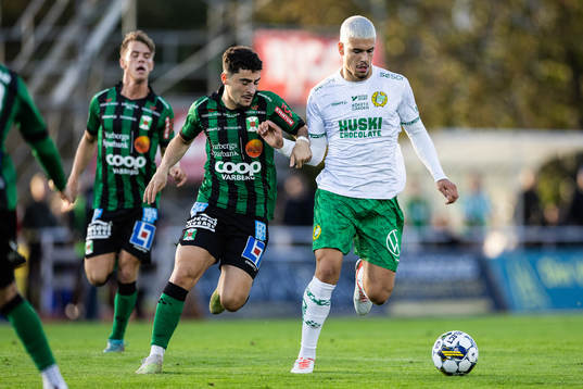 Varbergs Ismet Lushaku och Hammarbys Edvin Kurtulus