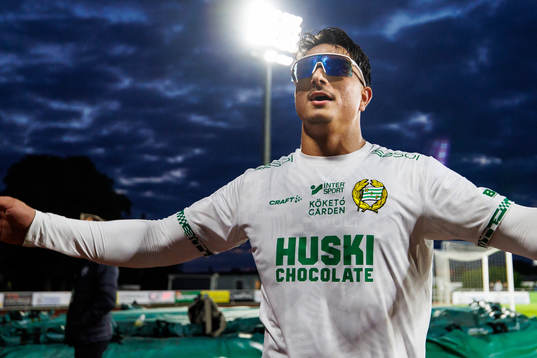 Bläddra bland fler bilder av Fotboll, Allsvenskan, Varberg - Hammarby