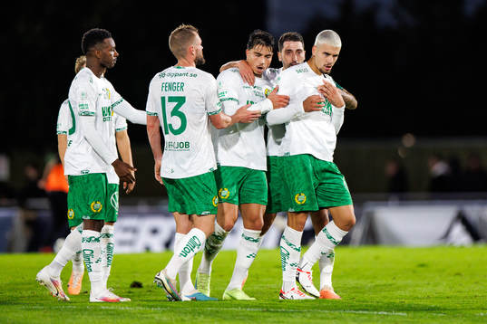 Hammarbys spelare jublar