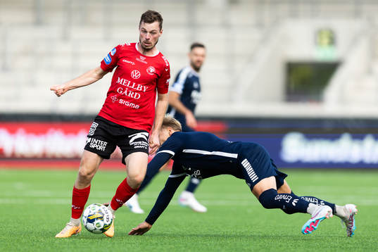 Trelleborgs Nicolas Mortensen och Utsiktens Jesper Brandt