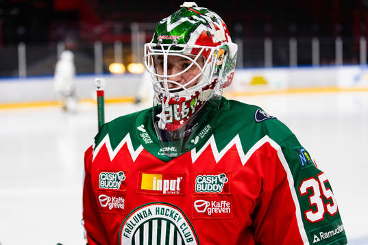Frölundas målvakt Stephanie Neatby