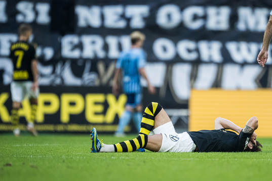 AIKs Bersant Celina har ont