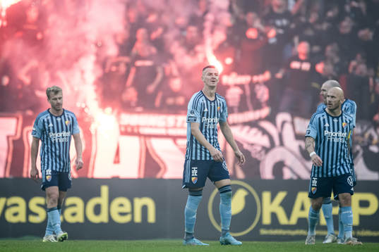 Djurgårdens Haris Radetinac och Magnus Eriksson deppar