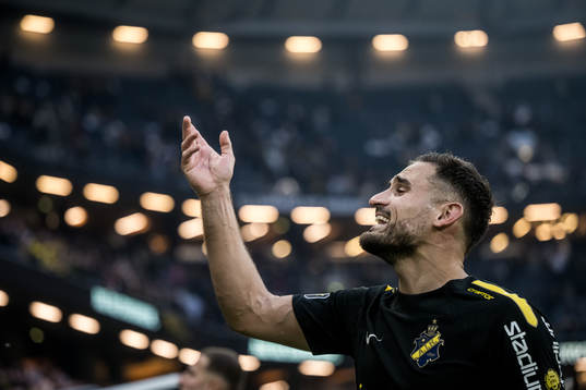AIKs Sotirios Papagiannopoulos jublar