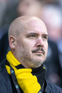 AIKs VD Fredrik Söderberg fotbollsmatchen i Allsvenskan