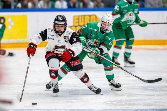 Malmö Redhawks Frida Kielstrup och Rögles Herborg