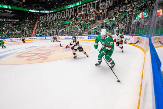Malmö Redhawks Marion Bladh och Rögles My Lau