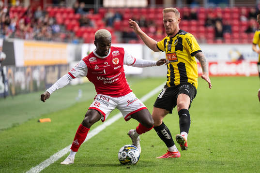 Kalmars Nahom Girmai Netabay och Häckens Mikkel Rygaard