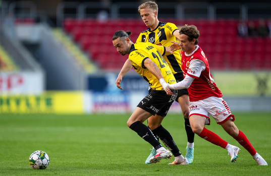 Häckens Amor Layouni och Kalmars Jacob Trenskow