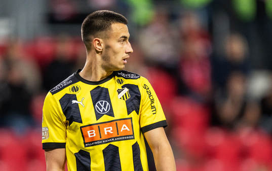 Häckens Srdjan Hrstic deppar