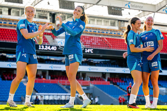 Julie Blakstad, Ingrid Syrstad Engen, Tuva Hansen and Marit