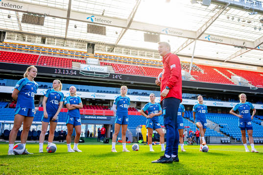 Leif Gunnar Smerud, head coach of the Norwegian women's