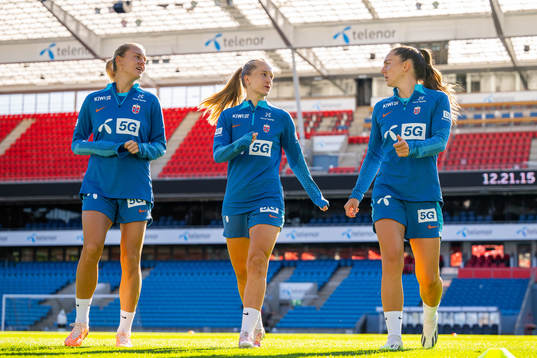 Lisa Naalsund, Amalie Eikeland and Vilde Bøe Risa of the