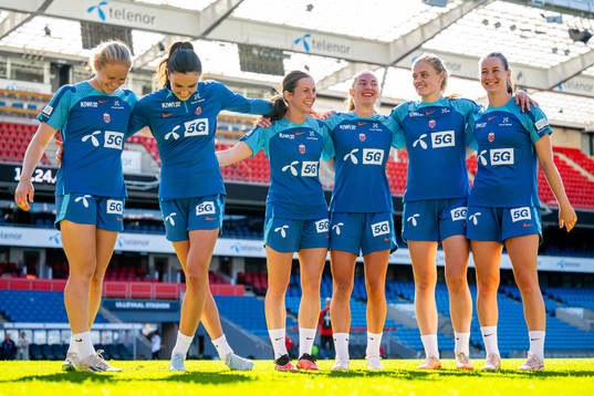 Julie Blakstad, Ingrid Syrstad Engen, Tuva Hansen, Marit