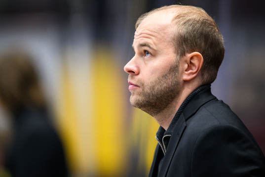 Brynäs tränare Filip Eriksson
